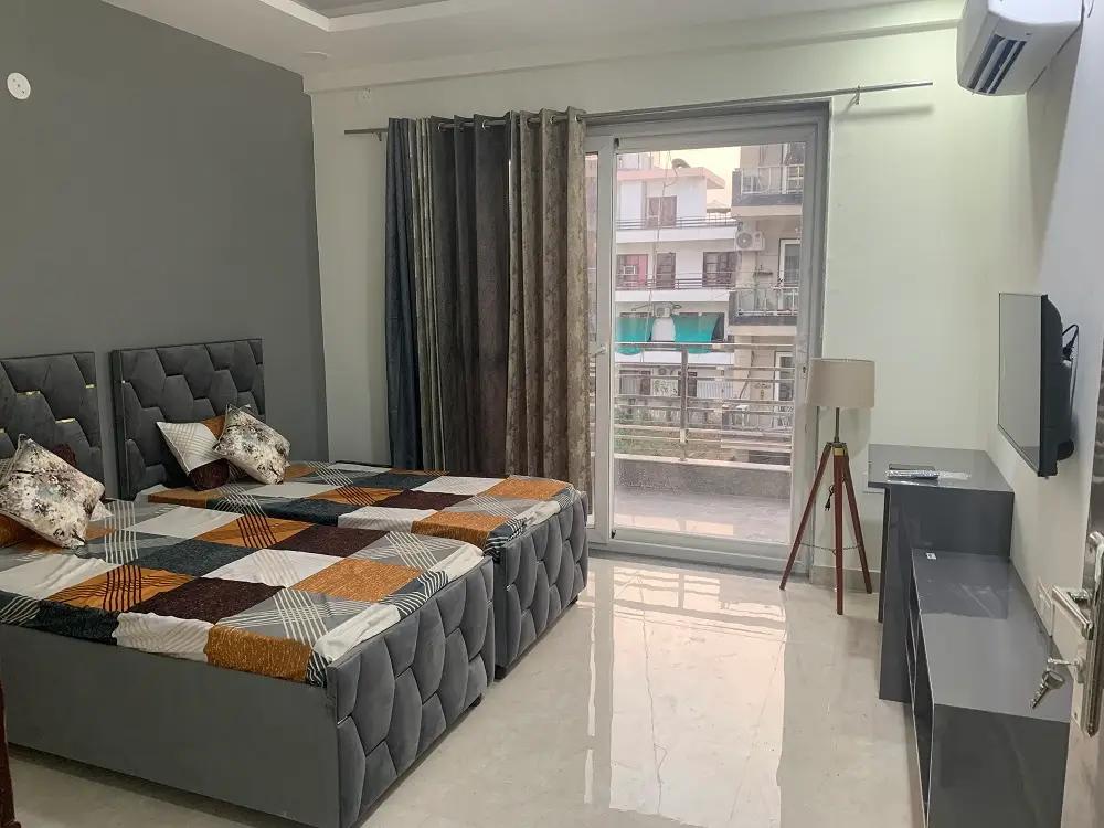 Luxury Hostel